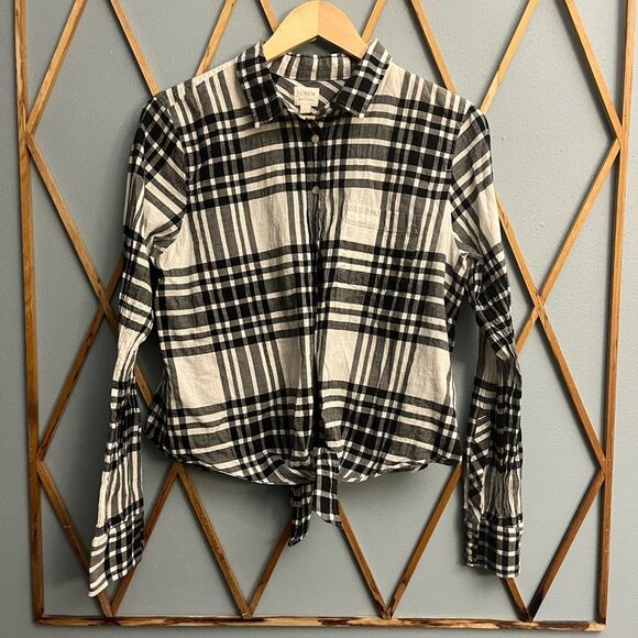 J. Crew Cropped Button Down Shirt - Picture 1 of 3